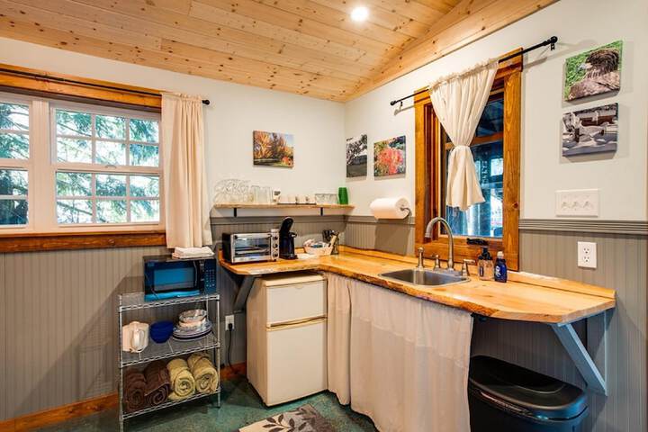 72MF - Rustic - Pets Ok - Sleeps 2