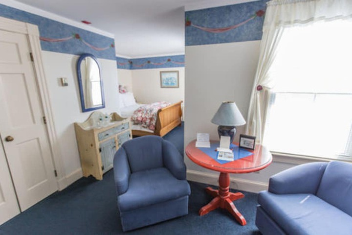 Room 12 of 29