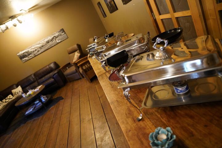 Dining 63 of 85