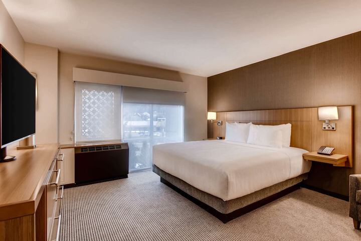 Room 22 of 67