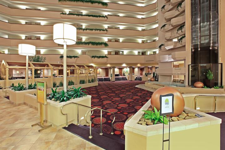 Holiday Inn Springdale / Fayetteville Area by IHG