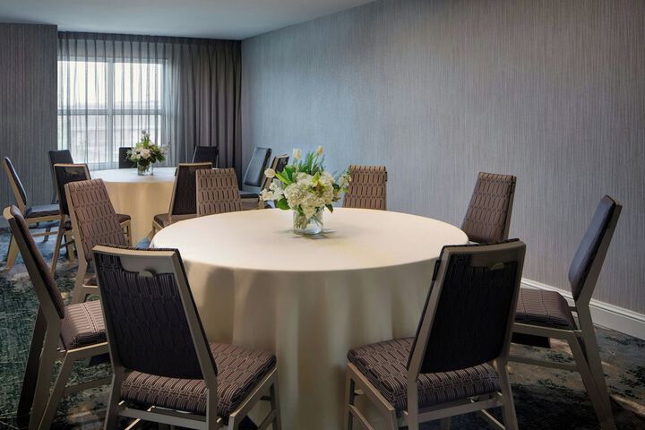 Sheraton Fort Worth Downtown Hotel