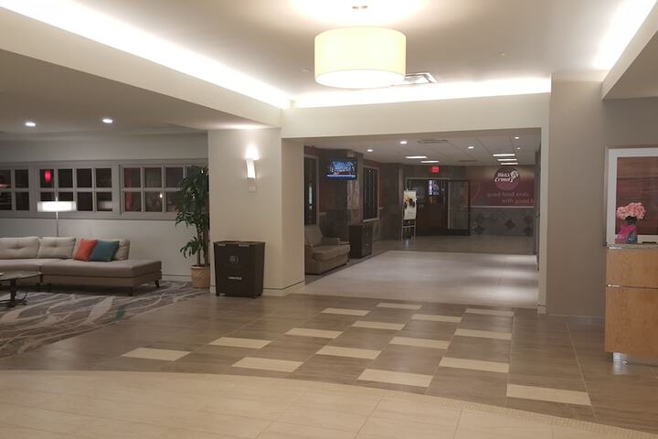 DoubleTree by Hilton Virginia Beach