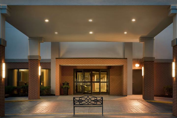 Hotel 2 of 30