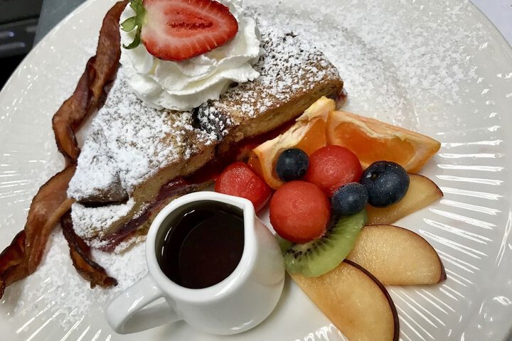 Breakfast/Coffee Service 30 of 41