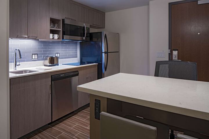 Hyatt House Indianapolis Downtown