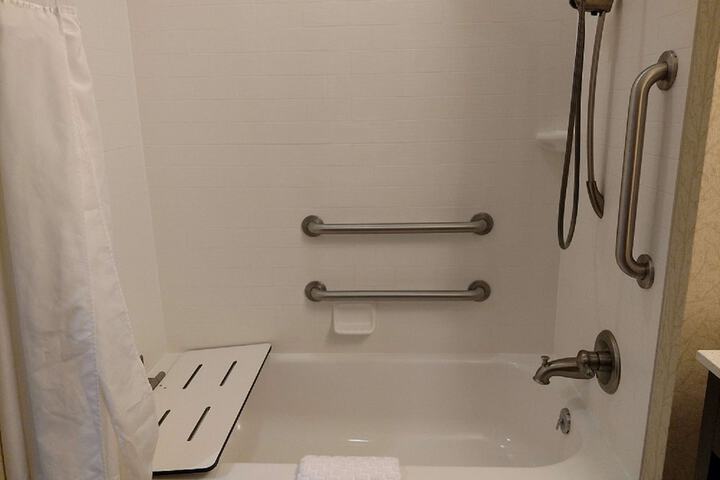 Best Western Plus Dayton Hotel & Suites