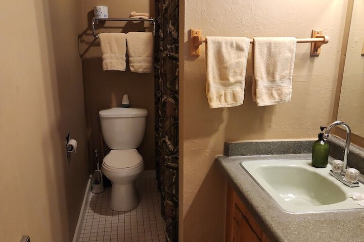 Room 52 of 82