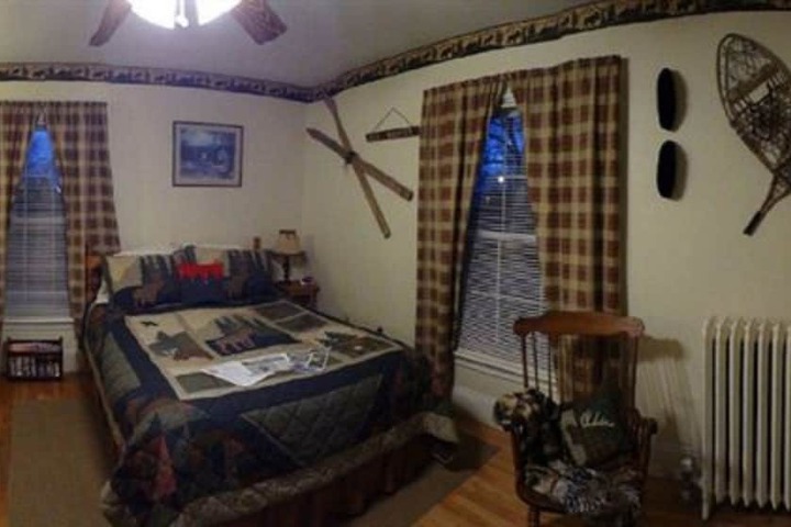 THE YOUNG HOUSE BED AND BREAKFAST
