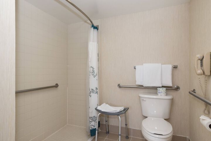 Room 20 of 35