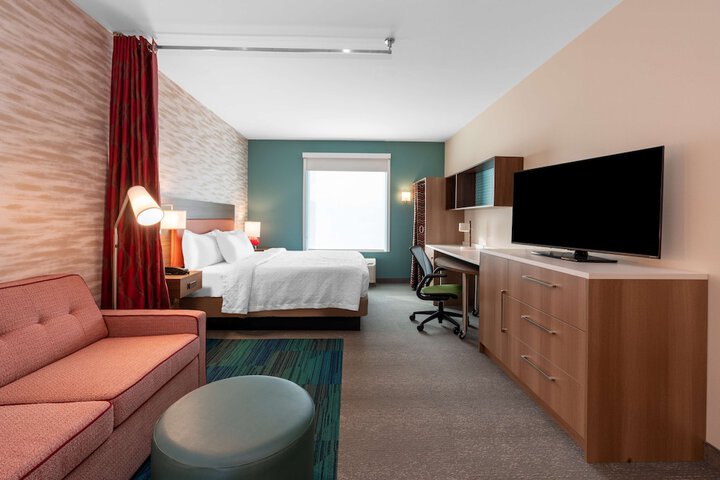 Room 18 of 38