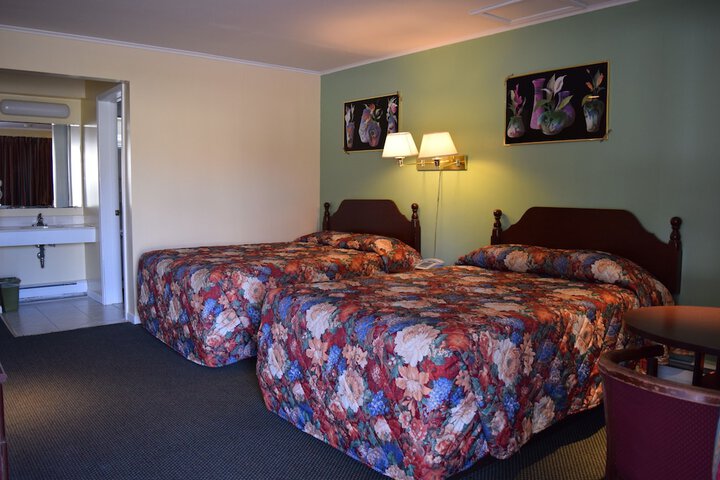 Room 16 of 18