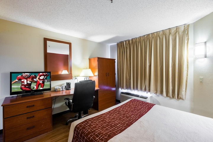 Room 30 of 38