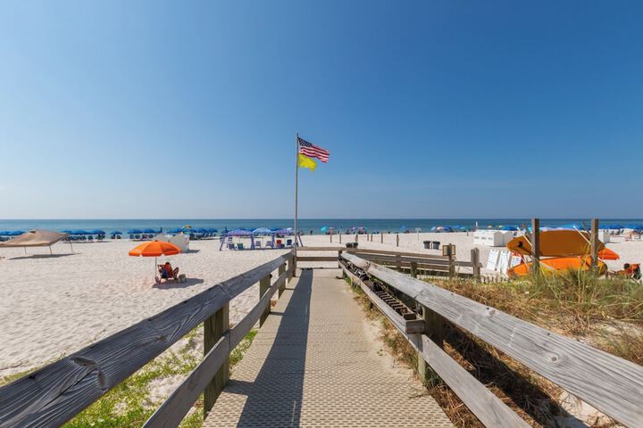 The Oasis at Orange Beach by Hosteeva