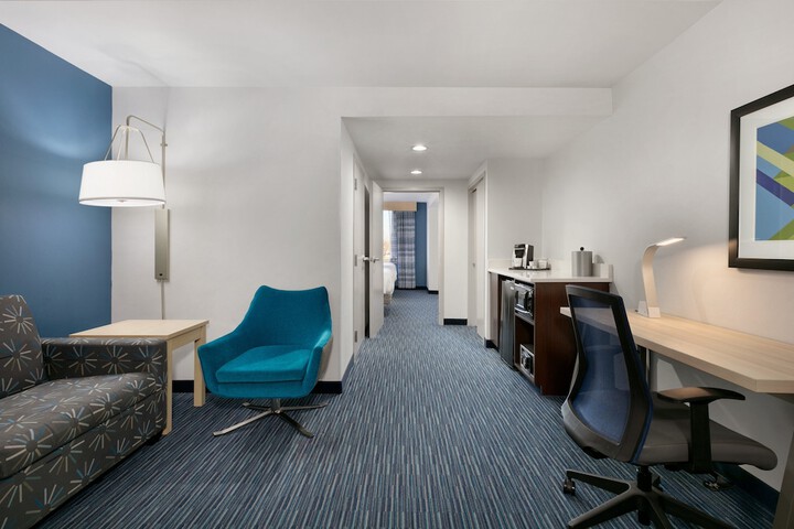 Room 33 of 55