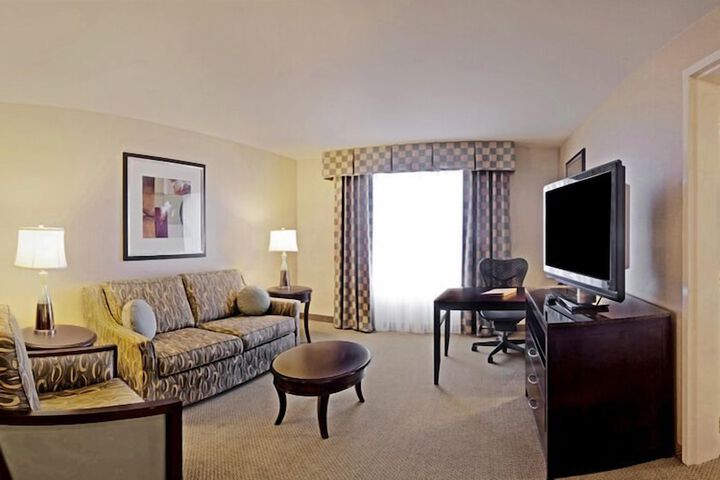 Room 35 of 63