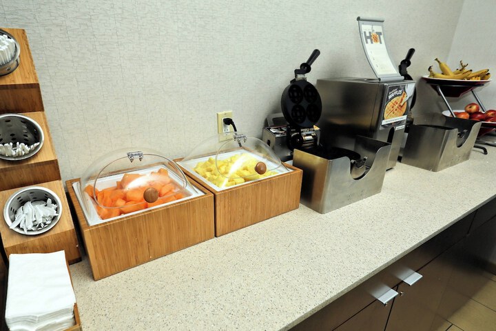 Fairfield Inn & Suites by Marriott Harrisburg West