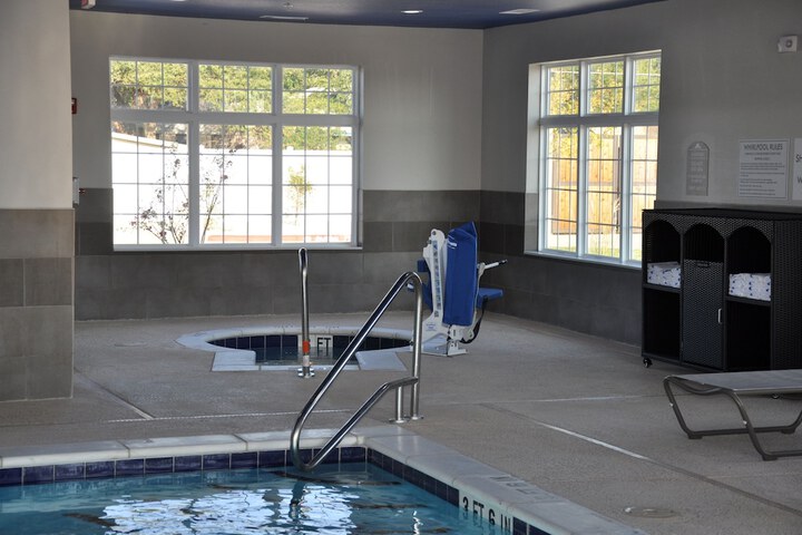 Pool 4 of 37