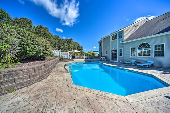 Expansive Upstate Home w / Home Theater!