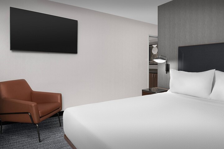Room 16 of 54