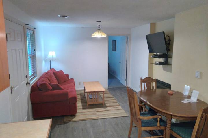 Alexanders Lodge