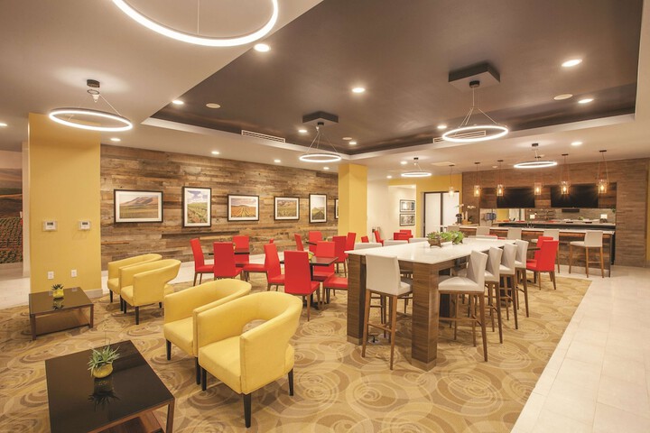La Quinta Inn & Suites by Wyndham Morgan Hill-San Jose South