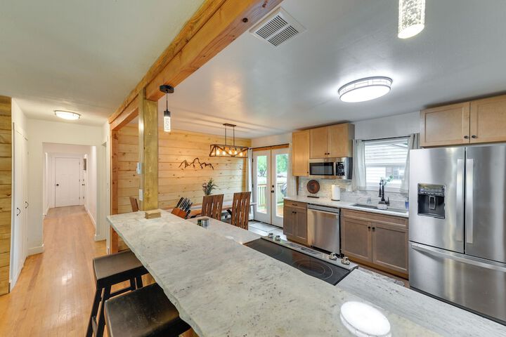 Teton Valley Getaway: Fenced Yard Grill