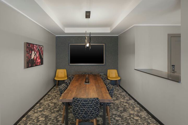 Room 37 of 120