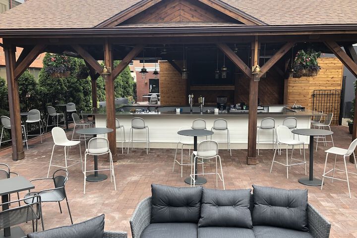 Terrace/Patio 43 of 44