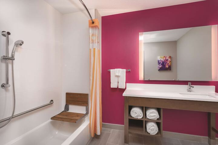 La Quinta Inn & Suites by Wyndham South Jordan