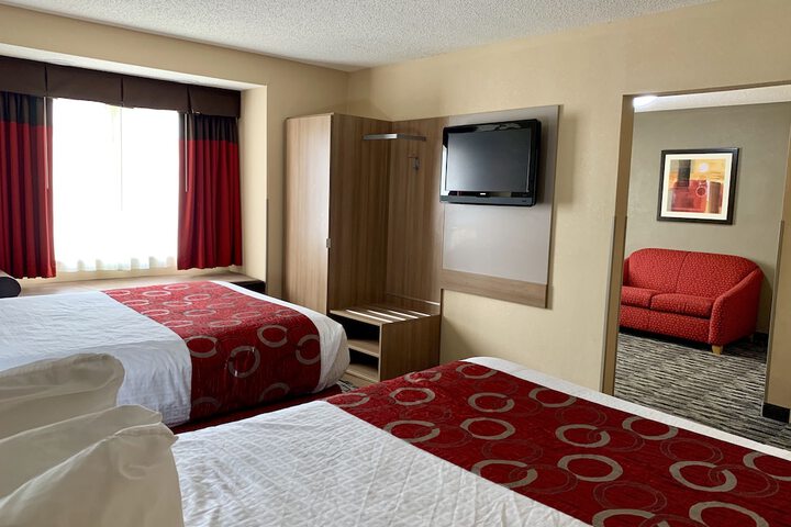 Microtel Inn & Suites by Wyndham Charleston WV