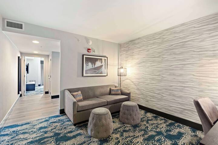 Room 21 of 59