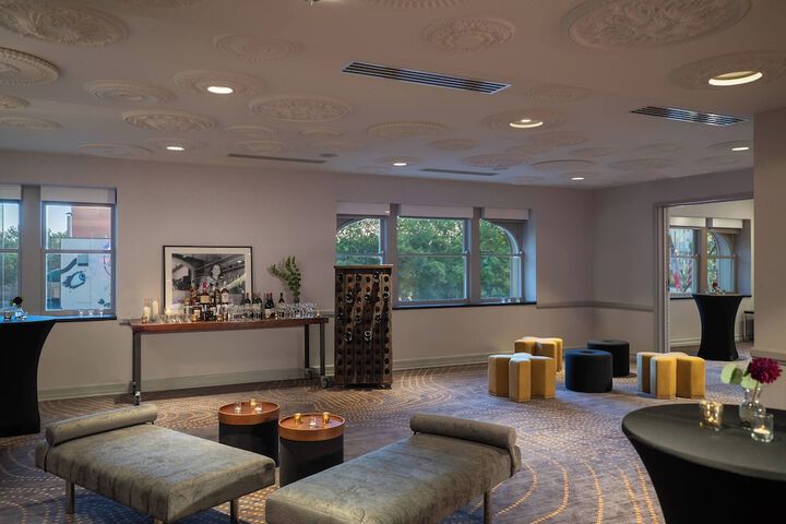 Renaissance Des Moines Savery Hotel