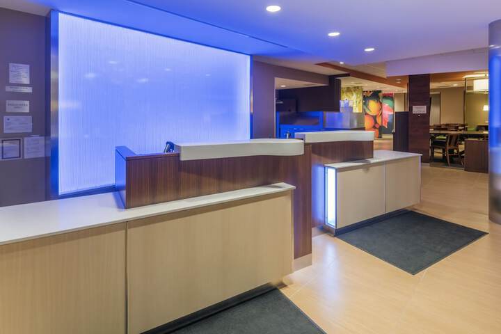 Fairfield Inn & Suites Boston Marlborough / Apex Center