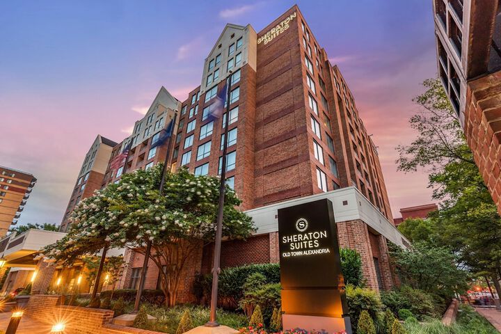 Hotel 2 of 64