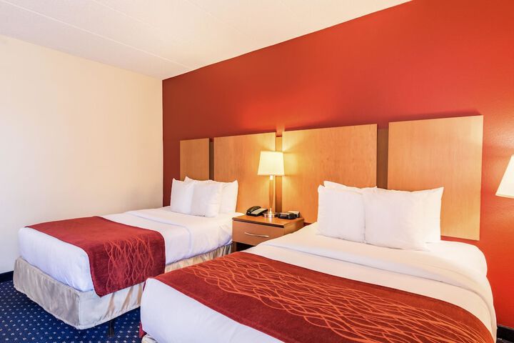 Room 27 of 40