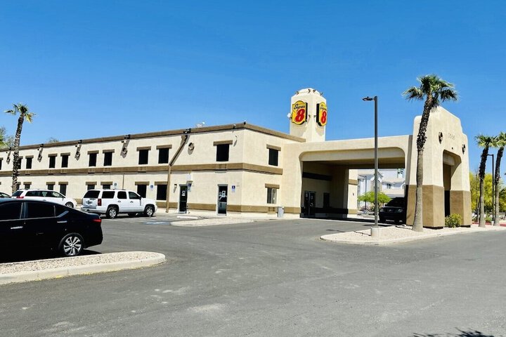 Hotel 2 of 25