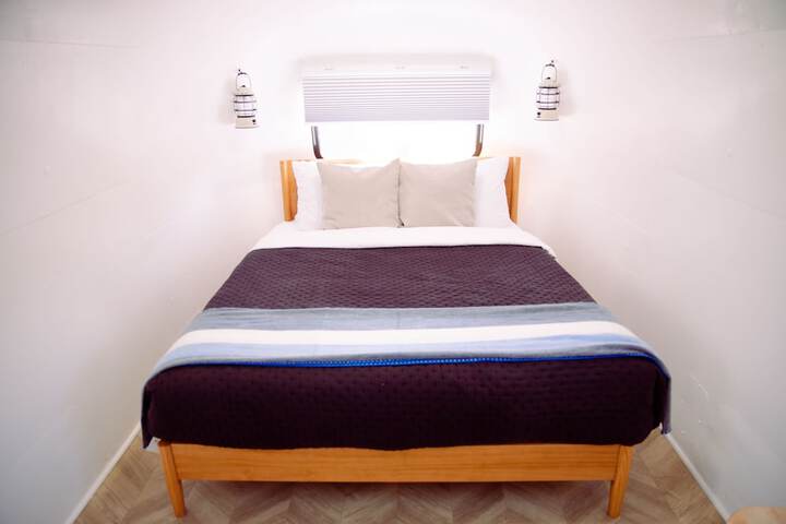 Room 30 of 80