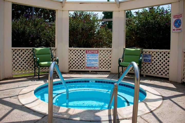 Pool 6 of 20