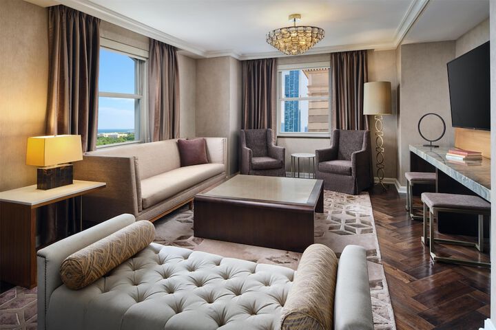Hilton Chicago