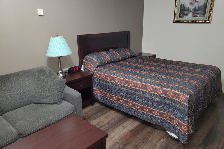 Room 10 of 22