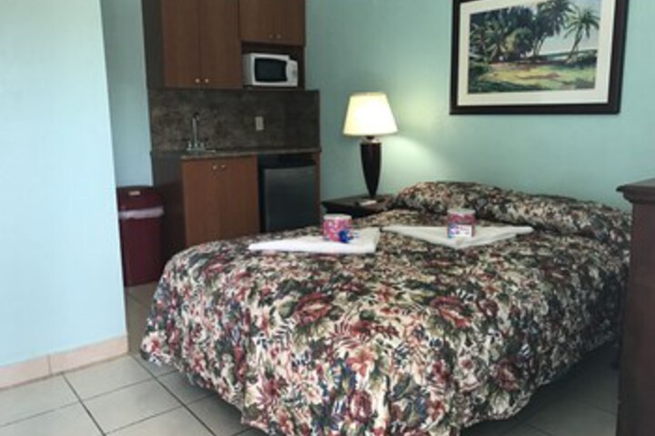 Dixie Hotel