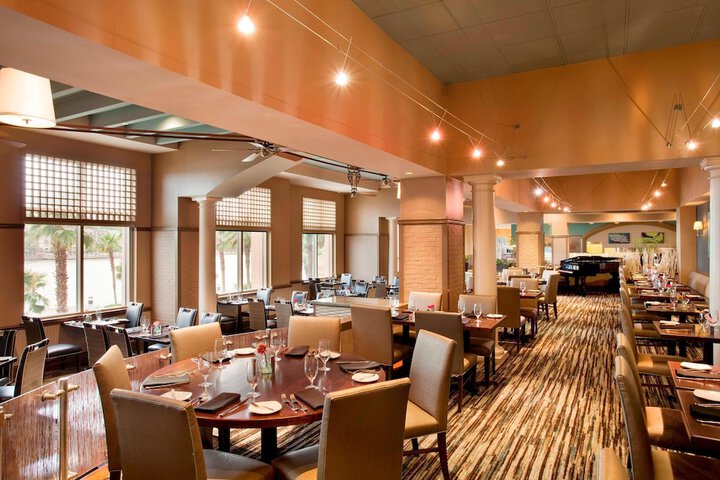 Dining 99 of 130
