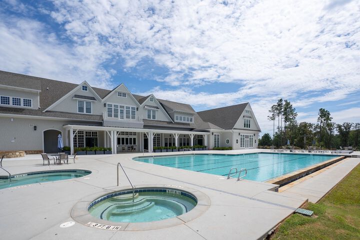 Pool 10 of 62