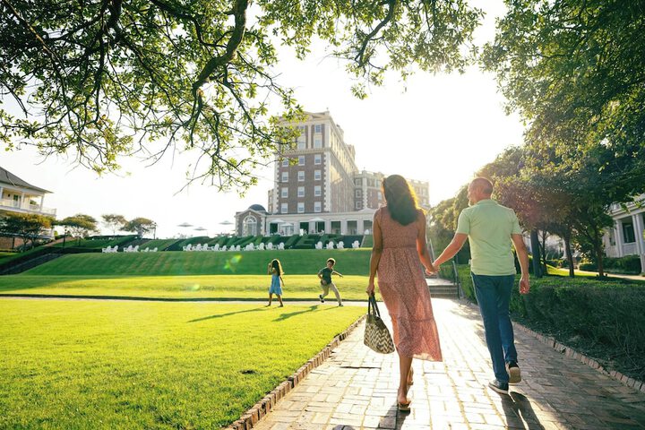 The Historic Cavalier Hotel and Beach Club Autograph Collection