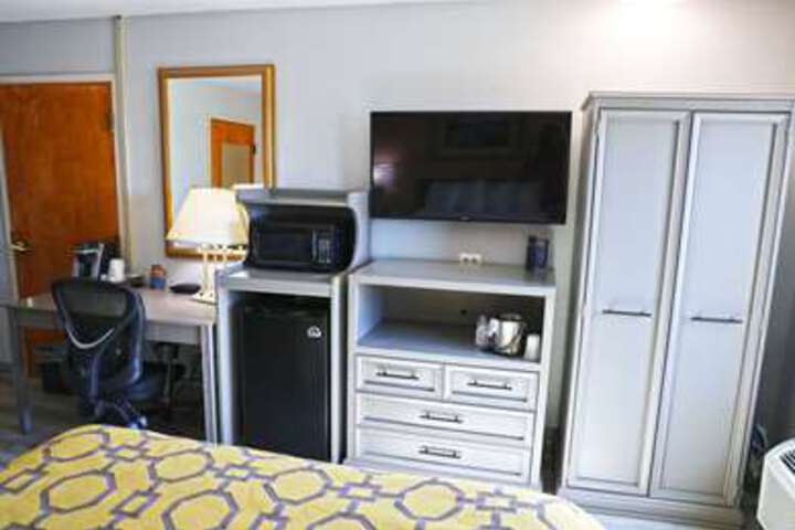 Room 36 of 124