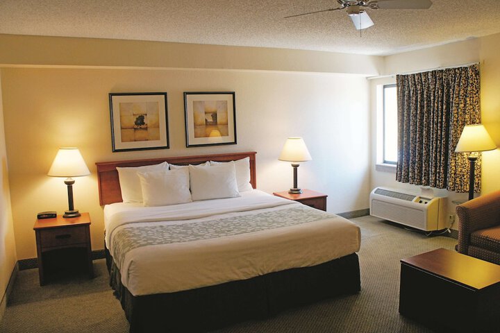 Room 16 of 31