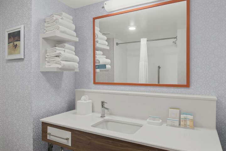 Hampton Inn & Suites Macon I-75 North