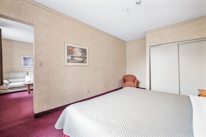 Room 27 of 68