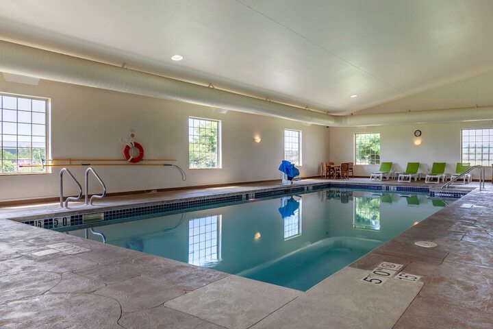 Pool 4 of 36